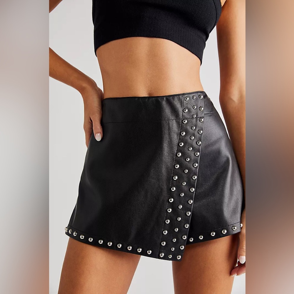 FREE PEOPLE VeganLeather  EMMY Studded Mini Skort